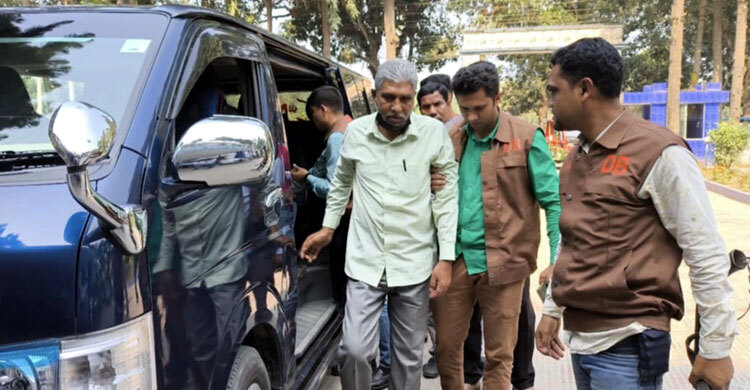 জামালপুরে ৪ ইউপি চেয়ারম্যান গ্রেফতার