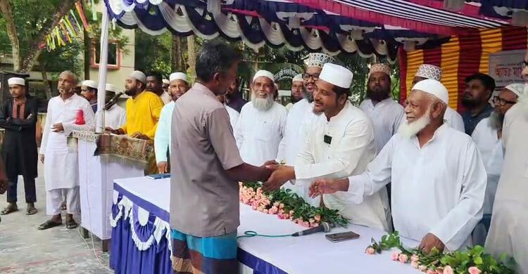 চুয়াডাঙ্গায় বিএনপি-সনাতন ধর্মাবলম্বীসহ ১০৫ জনের জামায়াতে যোগদান