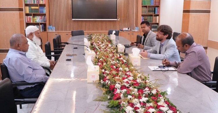 জামায়াত আমিরের সঙ্গে চ্যাথাম হাউসের সিনিয়র ফেলোর সৌজন্য সাক্ষাৎ