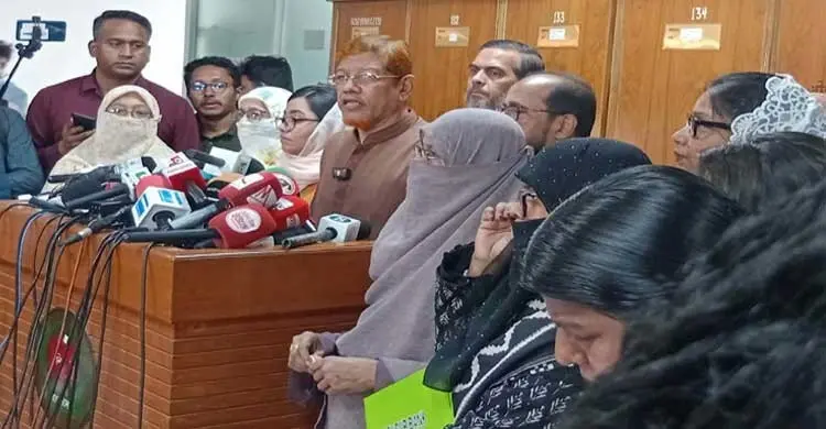 সরকার ভুল পথে গেলে সোচ্চার হবেন নারী এমপিরাও: হামিদুর রহমান আযাদ