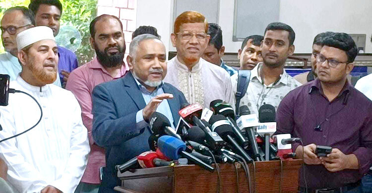 নির্বাচনের প্রস্তুতি আছে, কিন্তু নানা ষড়যন্ত্র দেখছি: তাহের