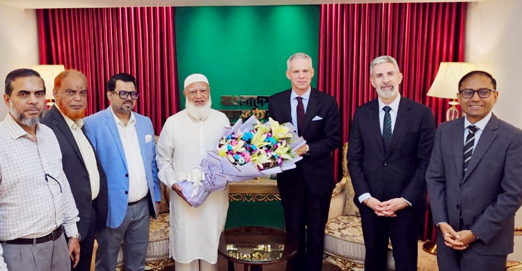 জামায়াত আমিরের স্বাস্থ্যের খোঁজ নিলেন সুইজারল্যান্ডের রাষ্ট্রদূত