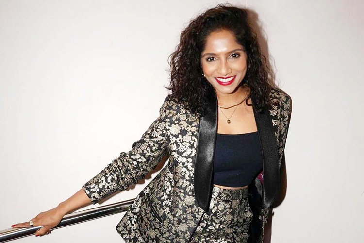 অভিনেত্রীকে ভিডিও কলে নগ্ন হওয়ার প্রস্তাব