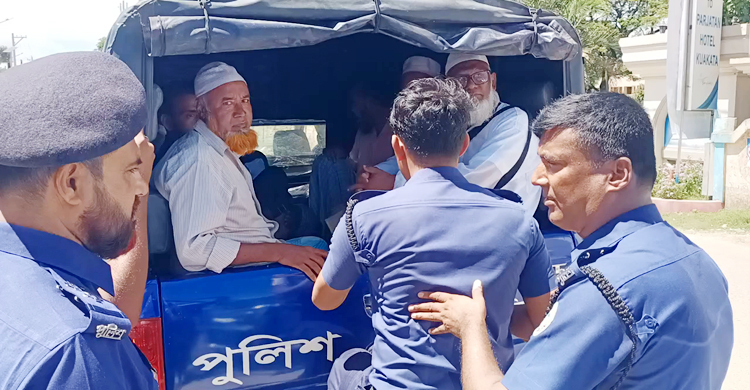 হোটেল কক্ষ ভাড়া নিয়ে জামায়াতের গোপন বৈঠক, আটক ১১