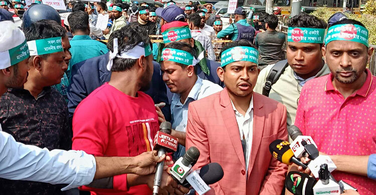 যমুনায় যাচ্ছেন আন্দোলনে ক্ষতিগ্রস্ত প্রবাসীদের ৬ প্রতিনিধি