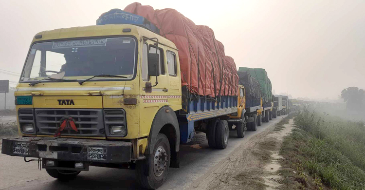 ঢাকা-টাঙ্গাইল মহাসড়কে ১৪ কিমি যানজট