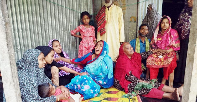 কুষ্টিয়ার নিহত তিনজনের দাফন একজনের শেষকৃত্য সম্পন্ন