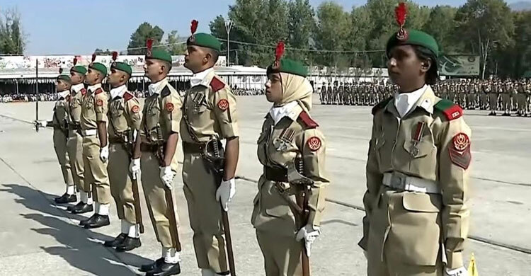 পাকিস্তানে সম্মাননা পেলেন বাংলাদেশ সেনাবাহিনীর জান্নাতুল মাওয়া