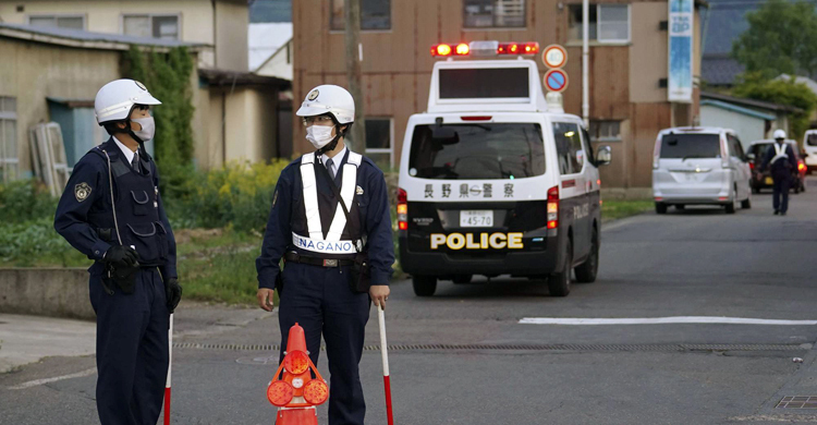 জাপানে ছুরিকাঘাত-বন্দুক হামলায় নিহত ৩