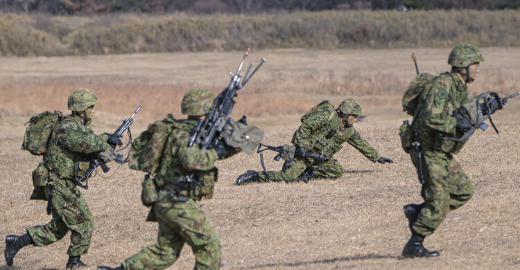 ভাল্লুকের আক্রমণ ঠেকাতে জাপানে সেনা মোতায়েন