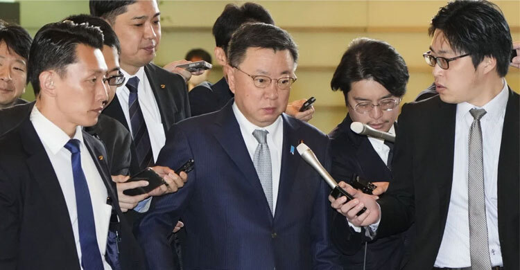 দুর্নীতির অভিযোগ ওঠায় জাপানে চার মন্ত্রীর পদত্যাগ