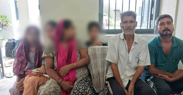 যশোর সীমান্ত দিয়ে ৬ বাংলাদেশিকে ফেরত দিয়েছে বিএসএফ