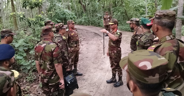 যশোরে গ্রীষ্মকালীন মহড়া পরিদর্শন করলেন সেনাপ্রধান