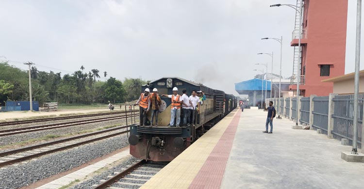 পদ্মা সেতু রেলসংযোগ প্রকল্প,&nbsp;ভাঙ্গা-যশোর রুটে পরীক্ষামূলক ট্রেন চলাচল শুরু
