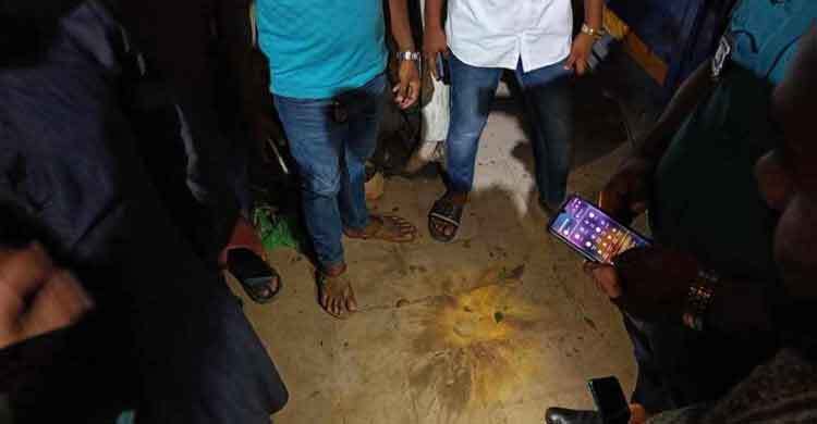 4 injured in crude bomb blast in Jatrabari park