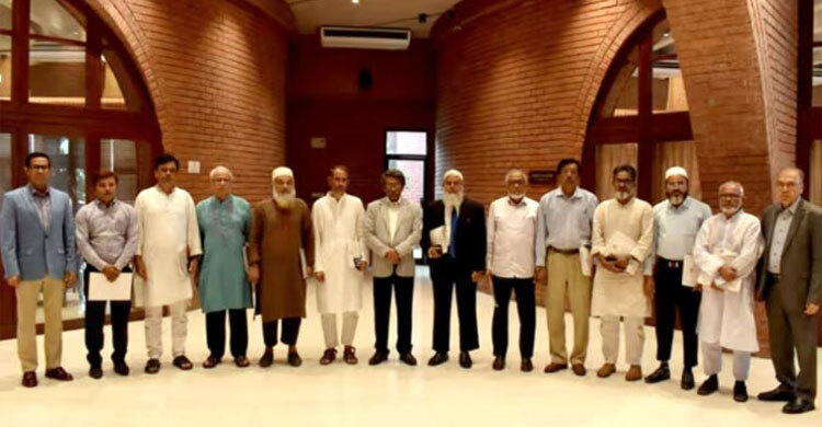 জুলাই শহীদ পরিবারবর্গের সঙ্গে জাতীয় ঐকমত্য কমিশনের বৈঠক