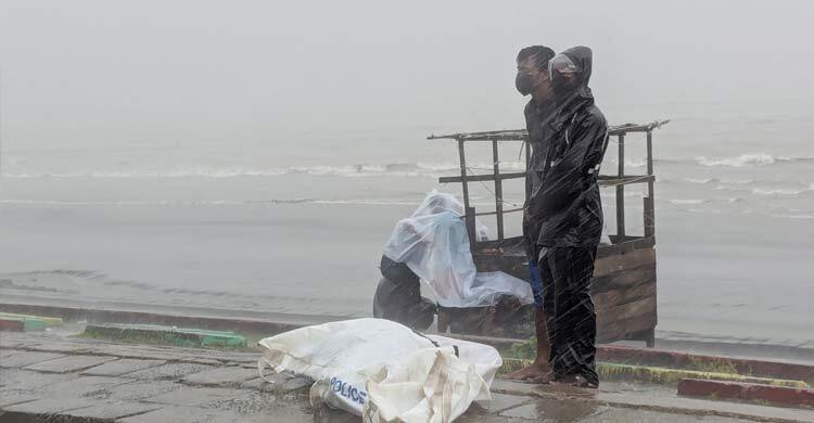 ট্রলার ডুবে সাগরে নিখোঁজ জেলের মরদেহ উদ্ধার
