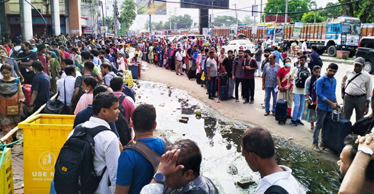 বেনাপোল চেকপোস্ট দিয়ে যাত্রী পারাপারে রেকর্ড