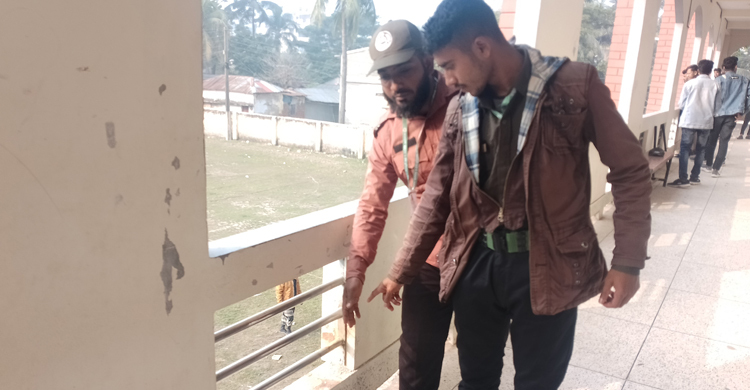 যশোরে ১০ স্থানে ককটেল বিস্ফোরণ, ভোটারদের মধ্যে আতঙ্ক