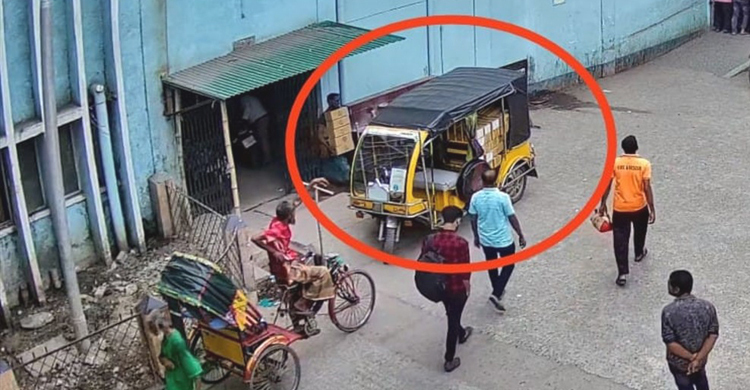 চুরির অভিযোগে বদলি, আদেশ পেয়েই স্টোর থেকে ওষুধ চুরি!