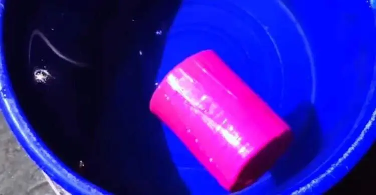 যশোরে স্কুলশিক্ষকের বাড়িতে ককটেল নিক্ষেপ, ঘরে আগুন