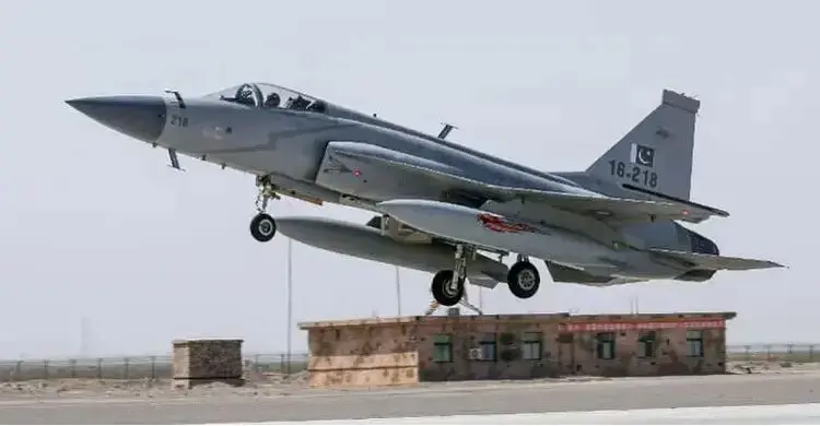 সৌদি আরবের আপত্তিতে সুদানের কাছে পাকিস্তানের সমরাস্ত্র বিক্রি স্থগিত