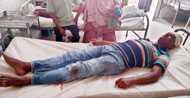 পরিচ্ছন্নতাকর্মীদের হামলায় হাসপাতালে সাবেক যুবদল নেতা