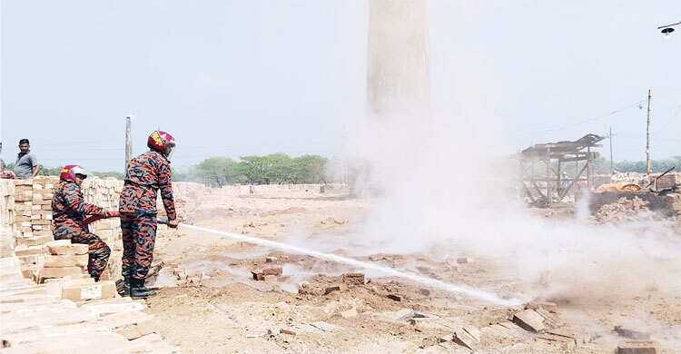 ঝালকাঠিতে অবৈধ ৩ ইটভাটা বন্ধ