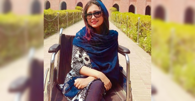 পঙ্গুত্ব থামাতে পারেনি ইয়ামিনাকে, এসএসসিতে পেলো জিপিএ-৫