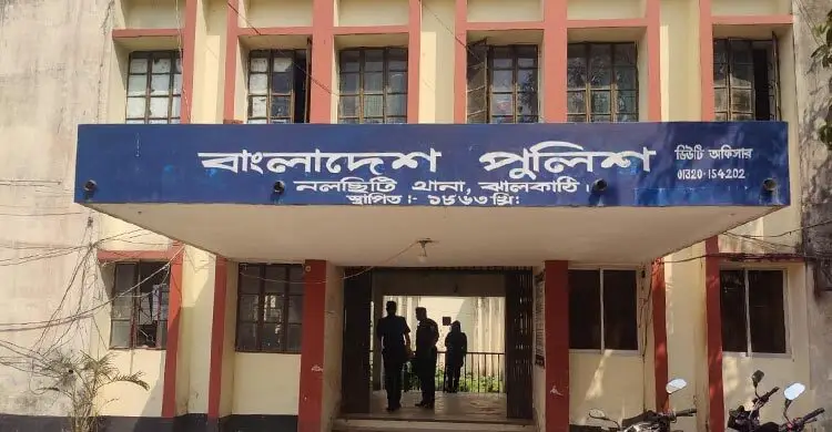 দুই প্রতিবেশীকে কুপিয়ে জখম, গণপিটুনিতে অভিযুক্ত যুবকের মৃত্যু