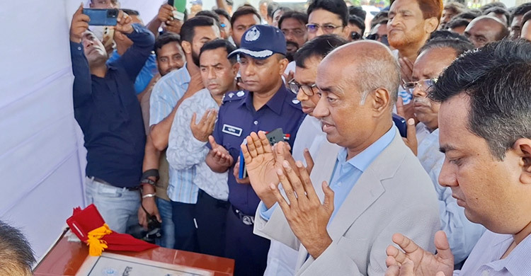 বাজেট ঘোষণার পরে সিগারেট-মদের দাম বৃদ্ধি নিয়ে মিছিল হচ্ছে: আইনমন্ত্রী