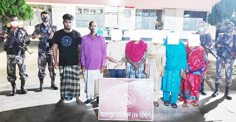 ভারতে প্রবেশের চেষ্টা, ঝিনাইদহ সীমান্তে ৮ বাংলাদেশি আটক