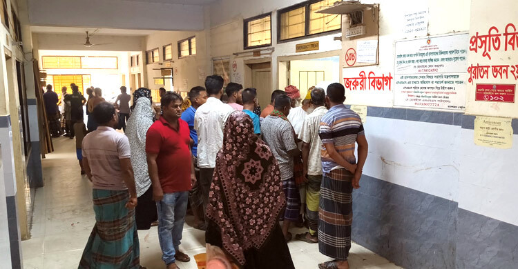 ঝিনাইদহে আধিপত্য বিস্তার নিয়ে সংঘর্ষ, আহত ৬২