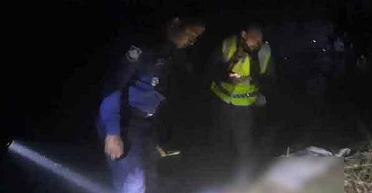 শৈলকূপায় ‘ট্রিপল মার্ডার’ ঘিরে নানামুখী রহস্য