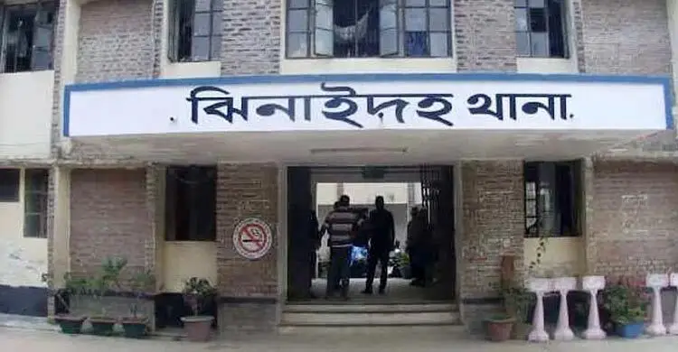 মসজিদে ইফতারের প্যাকেট বিতরণ নিয়ে মারামারি, আহত ৫