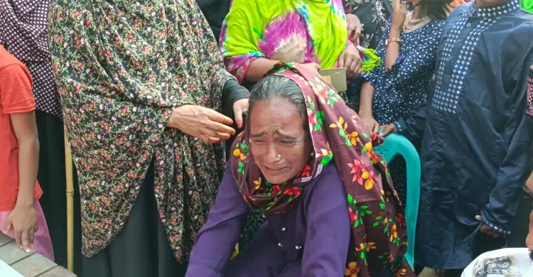 বিদ্যুৎস্পৃষ্ট মামাকে বাঁচাতে গিয়ে ভাগ্নের প্রাণটাও গেলো