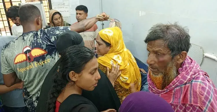 বাকিতে চা না দেওয়ায় দু’পক্ষের সংঘর্ষ