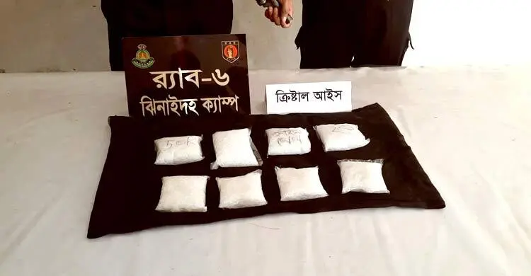 ঝিনাইদহে বাসে মিললো সাড়ে ৭ কোটি টাকার ক্রিস্টাল আইস