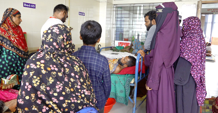 ঝিনাইদহে বিএনপির দু’পক্ষের সংঘর্ষ-ভাঙচুর