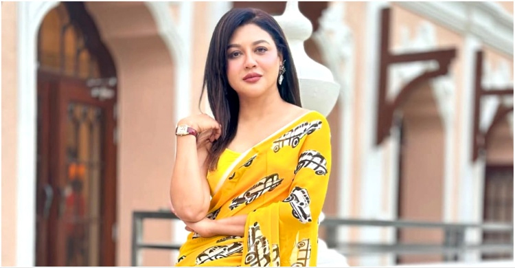 পরিচালকের বান্ধবী-স্ত্রী হতে চাননি বলেই দেশ ছেড়েছিলেন জয়া