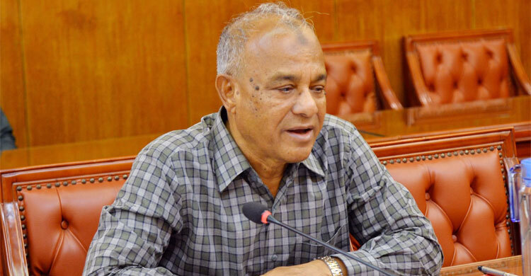 রাস্তার পাশে জ্বালানি তেল বিক্রি বন্ধ: স্বরাষ্ট্র উপদেষ্টা