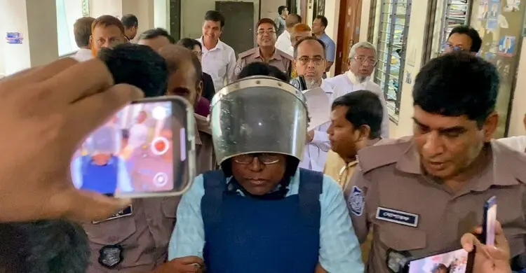 সাবেক চেয়ারম্যান মকবুল আহমেদসহ দুজন ৩ দিনের রিমান্ডে