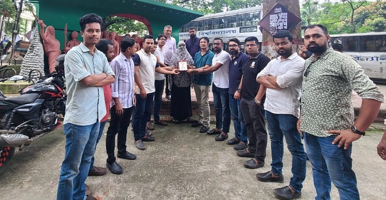 শহীদ সাজিদের পরিবারকে তারেক রহমানের উপহার