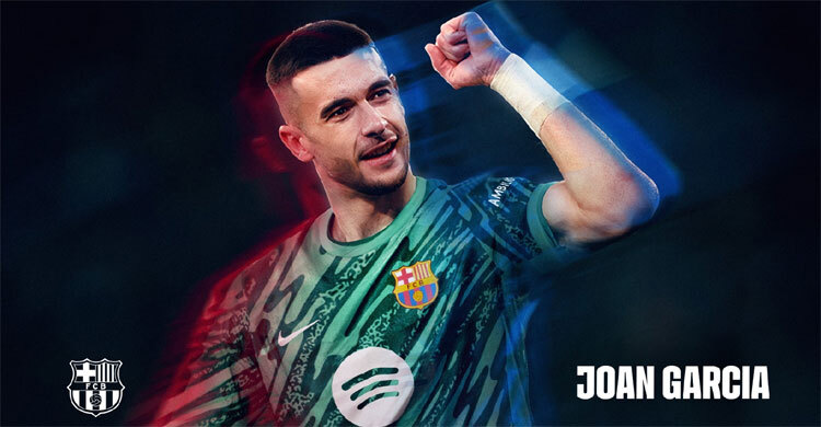 Barca sign goalkeeper Garcia from Espanyol