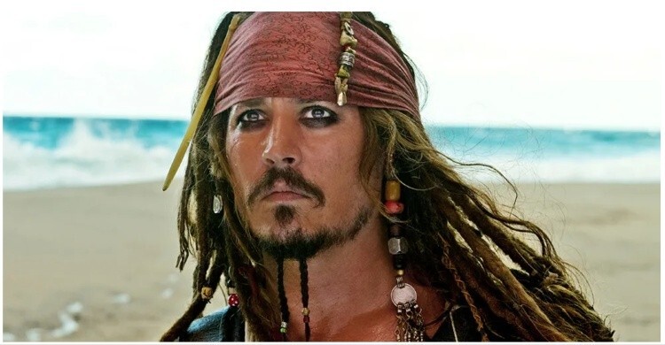পাইরেটস অব দ্য ক্যারিবিয়ানে চমক নিয়ে ফিরছেন জনি ডেপ
