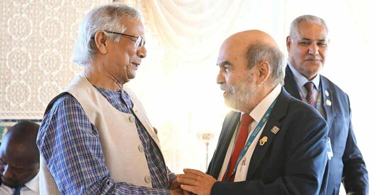 প্রধান উপদেষ্টার সঙ্গে ব্রাজিলের লেখক গ্রাজিয়ানোর সাক্ষাৎ