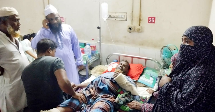 ‘চাঁদা না দেওয়ায়’ যশোরে ভারপ্রাপ্ত ইউপি চেয়ারম্যানের ওপর হামলা