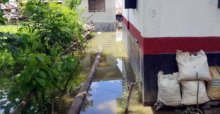 শতাধিক গ্রামে ভবদহের জলাবদ্ধতা, দুর্ভোগে লাখো মানুষ