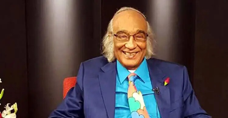 সাংবাদিকতায় একুশে পদক পাচ্ছেন শফিক রেহমান