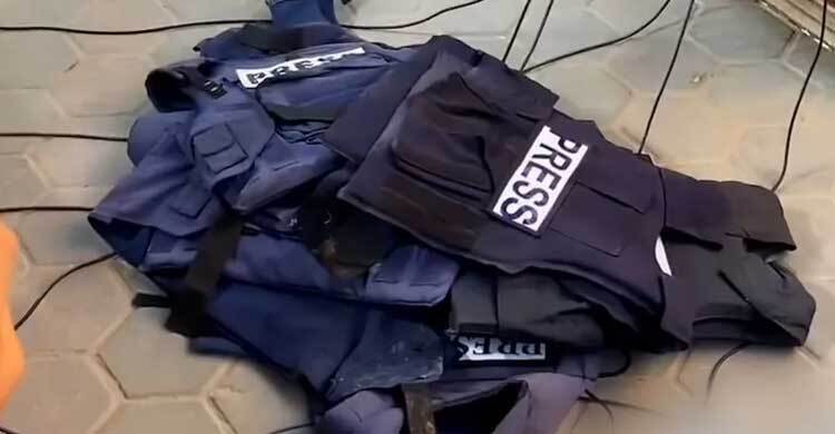 গাজায় অনাহারে মৃত্যুমুখে সাংবাদিকেরা, ঝুঁকি নিয়েই চলছে কাজ